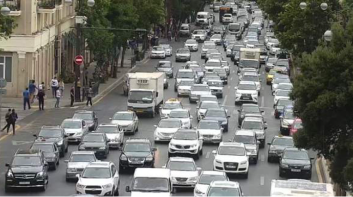 Qeyri-pik saatlarda tıxaclar niyə yaranır? – AÇIQLAMA - VİDEO 