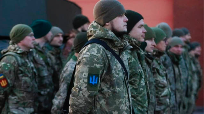 Ukraynada mülki şəxslərə hərbi təlim keçiriləcək 