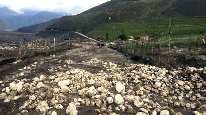 Leysan Quba-Xınalıq avtomobil yolunda fəsadlar törədib