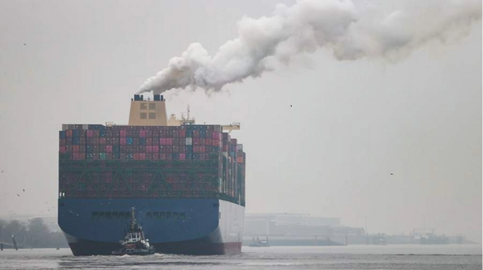 Cənubi Koreya KXDR gəmisi istiqamətində xəbərdarlıq atəşi açdı 