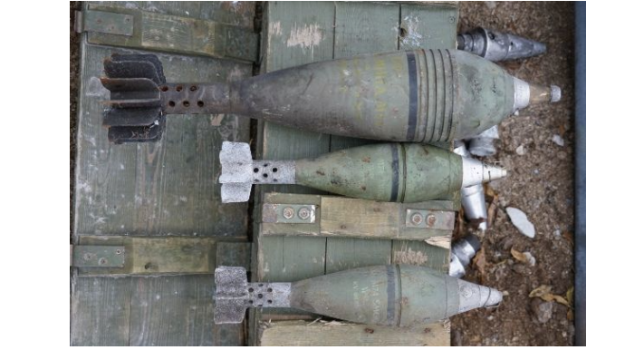 В Агдаме  обнаружены неразорвавшиеся снаряды - ФОТО