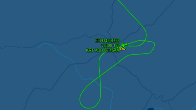 Pilotlar yatdı, təyyarə aeroportu ötüb keçdi 