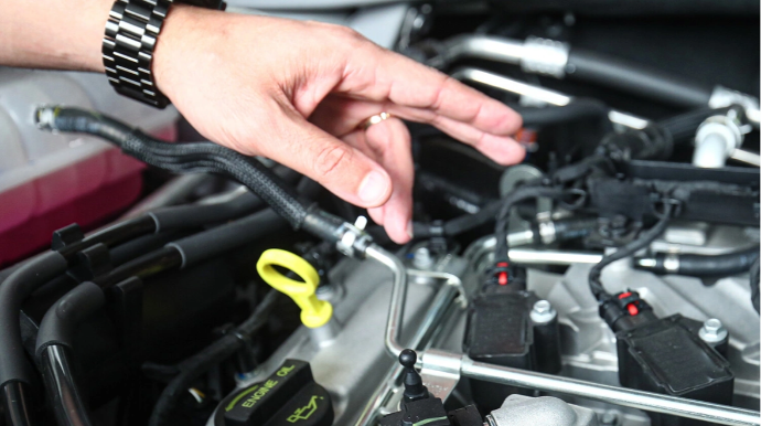 Avtomobilin mühərrikinin xarab olduğunu göstərən 5 əlamət 