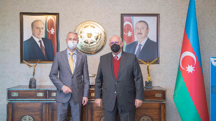 AZAL 20 ədəd yeni nəsil "A320neo" və "A321neo" təyyarələri almaq istəyir