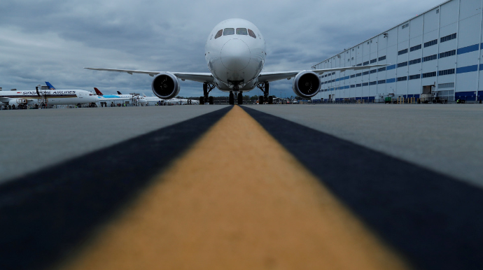 Rusiyanın iki aviaşirkətinə Omskdan Bakıya uçuşlar üçün icazə verilib