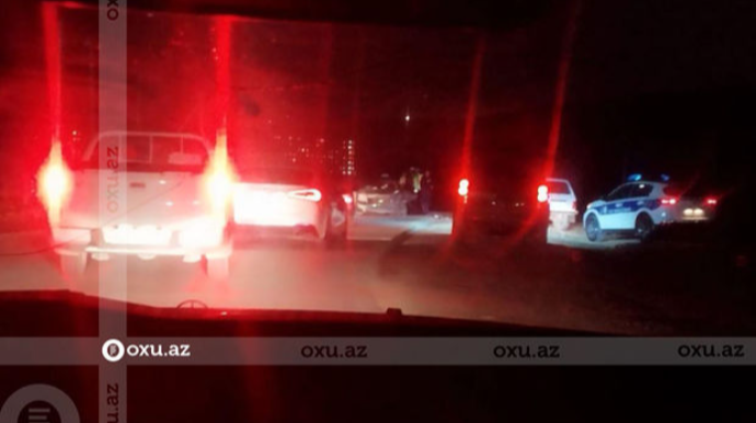 Lökbatan-Qobu yolunda iki avtomobil toqquşdu   - VİDEO