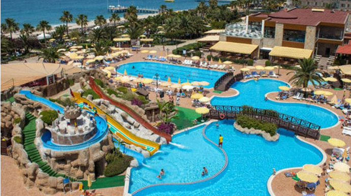 Bu yolla hotellərdə pulsuz dincəldilər