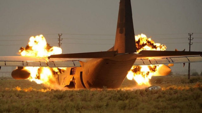 Hərbi təyyarə qəzaya uğradı-Pilot yaralandı 