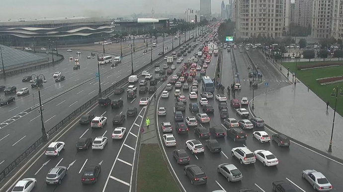 Paytaxt yollarında sıxlıq olan küçə və prospektlər açıqlanıb  - FOTO