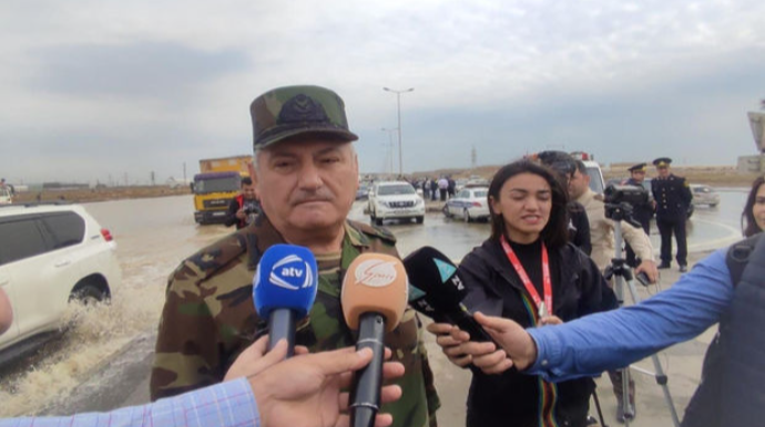 Baş nazirin müavini və general-mayor magistral su xəttində baş vermiş qəza yerinə gediblər 