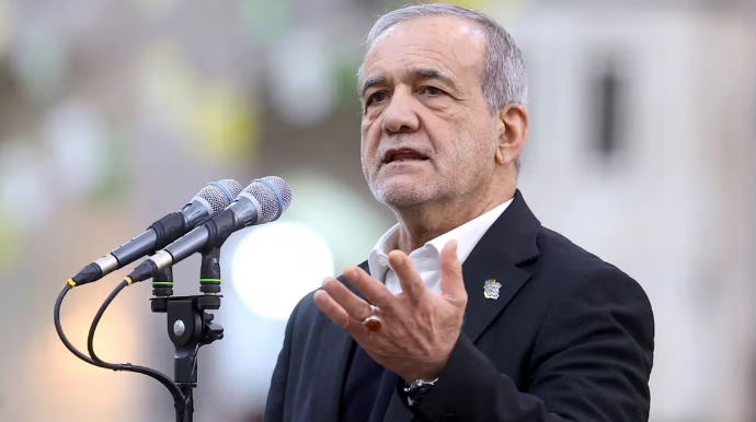 Pezeşkianın çıxışı kəsildi: Hökumətdən sərt reaksiya... 