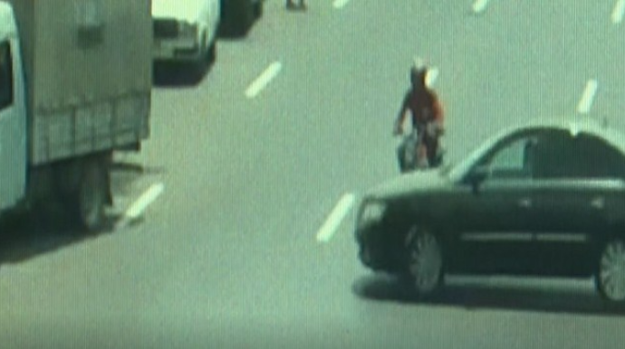 Bakıda moped avtomobillə toqquşdu - HADİSƏ ANI 