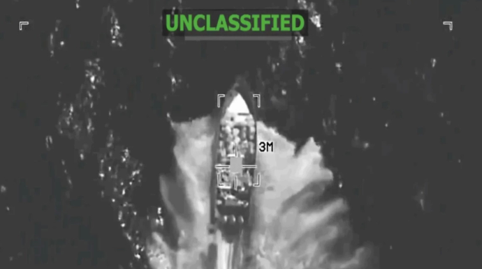 Narkotacirlərə məxsus gəmiyə zərbə endirildi - 4 nəfər öldü