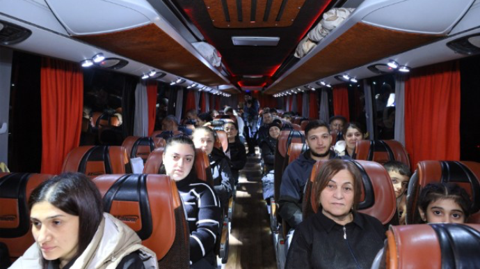 Məmmədbəyli və Xıdırlı kəndlərinə növbəti köç karvanları yola salındı   - YENİLƏNİB