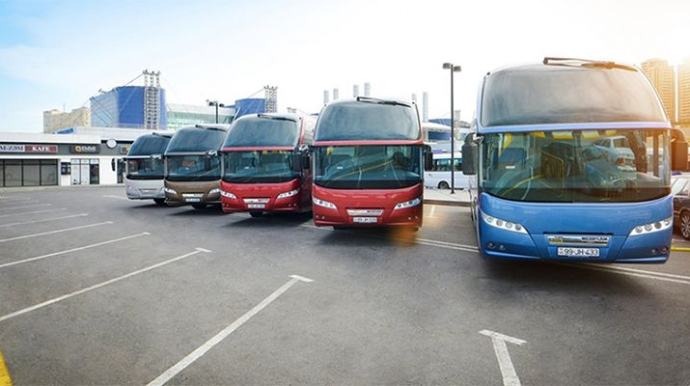 Azərbaycanda bu qadağa aradan qaldırıldı - Gecə avtobus reysləri bərpa edilir 