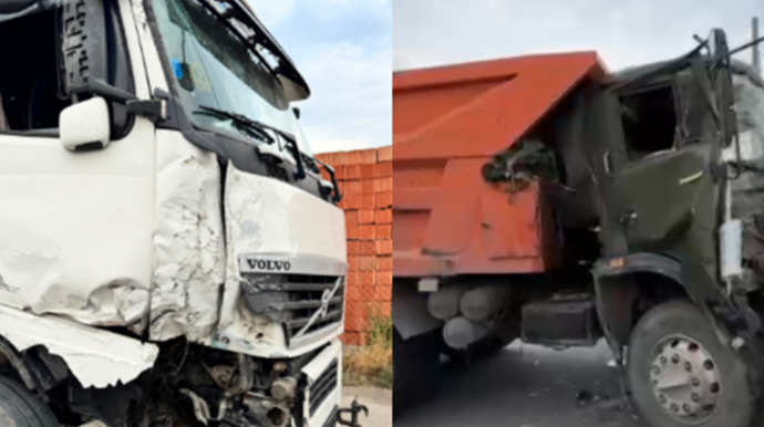 “Kamaz” “TIR”la toqquşdu 