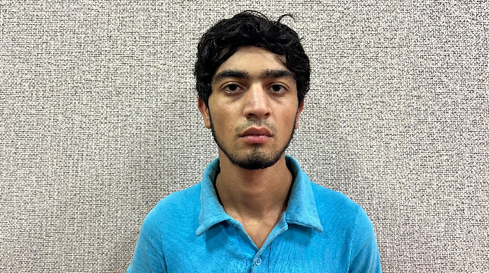 Mağazadan 18 ədəd telefon oğurladı - FOTO - VİDEO