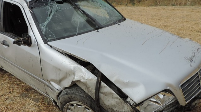 Ağsuda yol qəzası olub, sürücü ağır yaralanıb  - FOTO