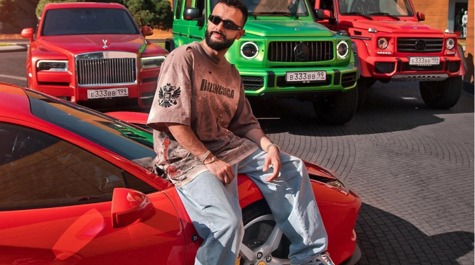 Axtarışda olan bloqer Hüseyn Həsənovun iri vergi borcu yarandı 