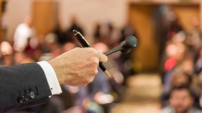 49 dövlət əmlakı hərraca çıxarılır