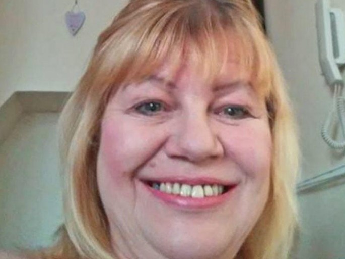 Arvad ərini bazarlıq etdiyinə görə bıçaqladı - FOTO