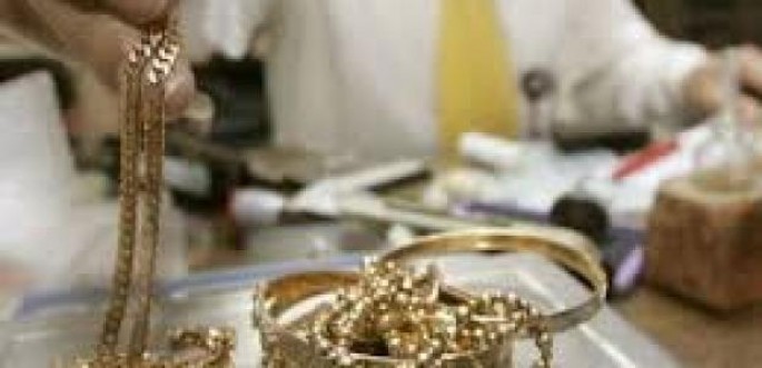 Oğurladıqları qızılları lombarda qoyanlar saxlanıldı