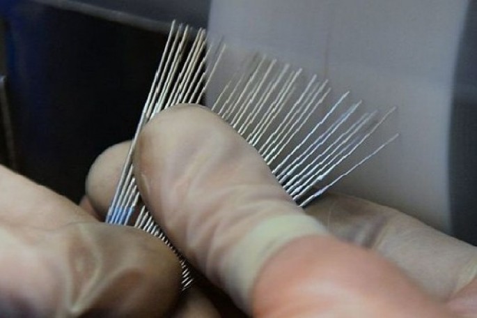 Qeyri-adi olay: Azərbaycanda 28 yaşlı kişi 200 iynə udub - VİDEO