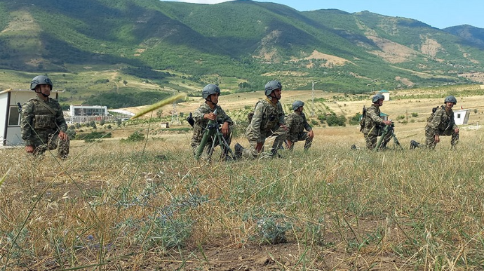 Azərbaycanda ehtiyatda olan hərbçilərin təlim toplanışı başa çatdı  - VİDEO - FOTO