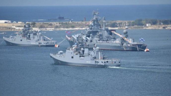 Rusiya Qara dənizdəki gəmilərinin sayını iki dəfə azaldıb 