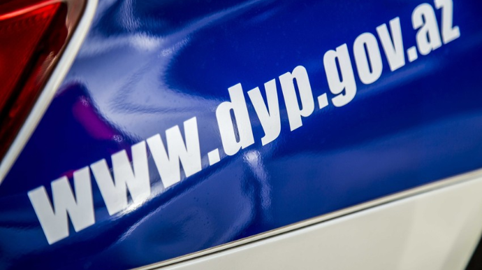 Yol polisinin saxladığı deputat: "Zəng gözləyirəm" 