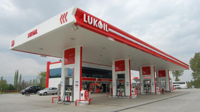 “Lukoil”də ancaq nağd ödəniş alınır - Onlayn ödənişə qadağa qoyuldu