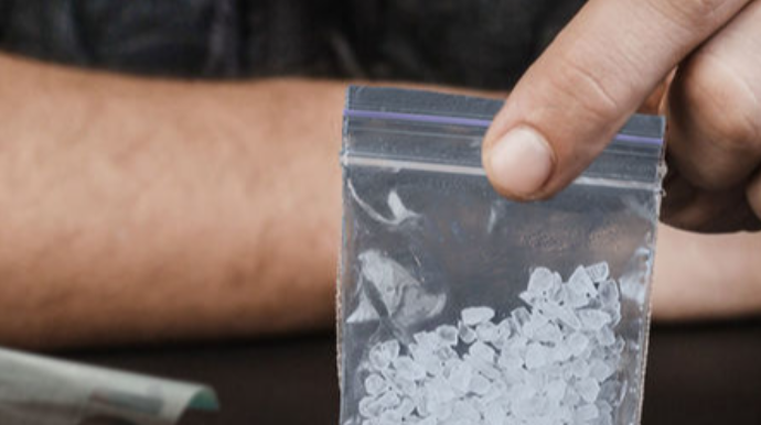 Azərbaycanda kənd məktəblərində narkotik tapılıb? - AÇIQLAMA 