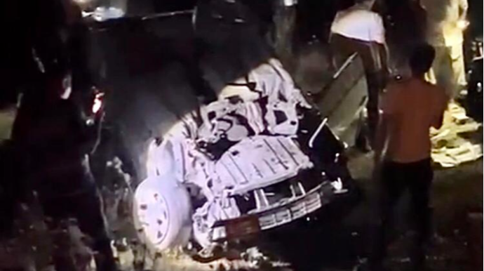 Ağsuda idarəetmədən çıxan “Mercedes” dərəyə aşdı, sürücüsü komadadır.. - VİDEO