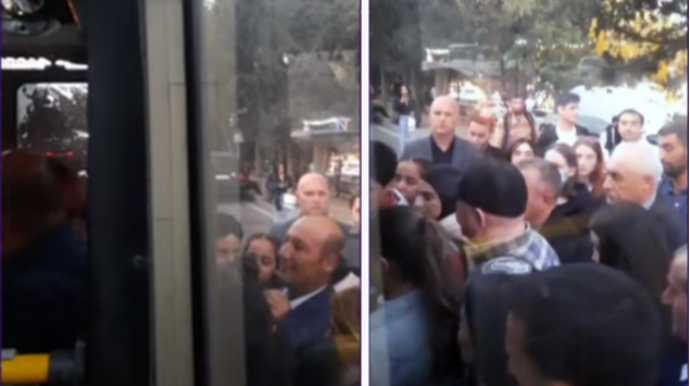 525 saylı avtobusda İZDİHAM – Məsul şəxslər isə problemin olmadığını deyir - VİDEO