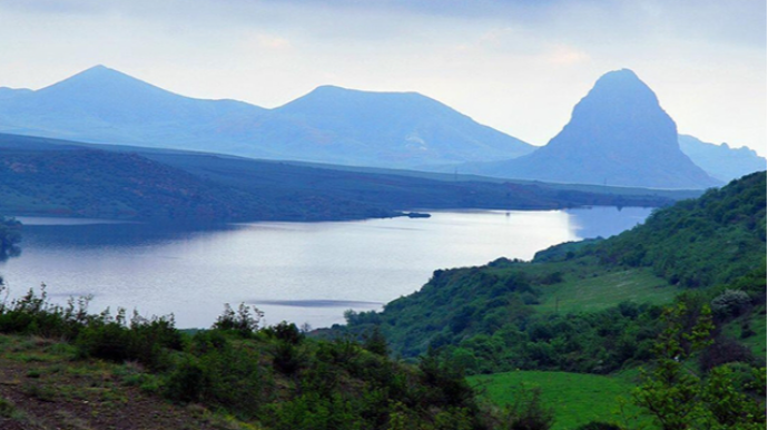 “Noyemberyanda Azərbaycan bayrağı dalğalanır” 
