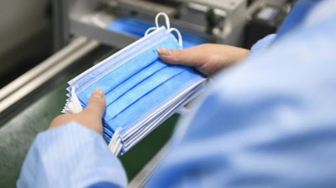 İsti havalarda maskadan istifadə edərkən bunlara diqqət edin - Professor açıqladı 