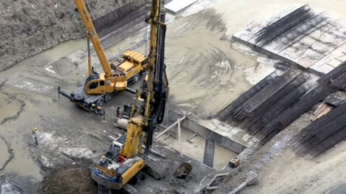 В Ясамальском районе на месте озера возводят небоскреб: местные жители бьют тревогу - ВИДЕО