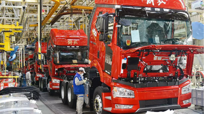 Çində Dizel mühərrikli yük avtomobillərinin sayı azalır 