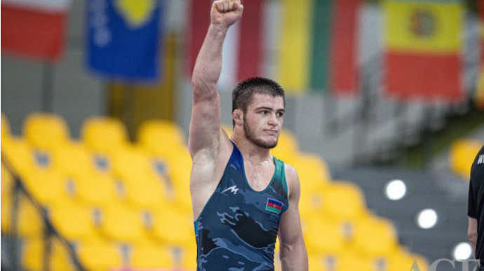 Güləşçimiz ermənini məğlub edərək Avropa çempionu oldu