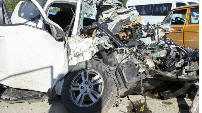 Gəncədə iki maşın toqquşdu, xəsarət alan var