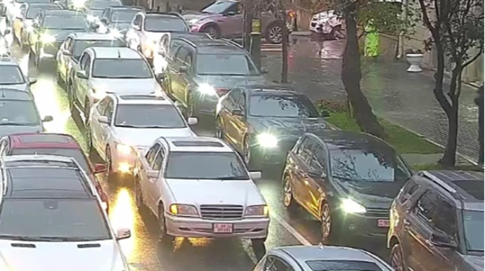 Sürücülərin NƏZƏRİNƏ! - Bu yollarda tıxac var - FOTO