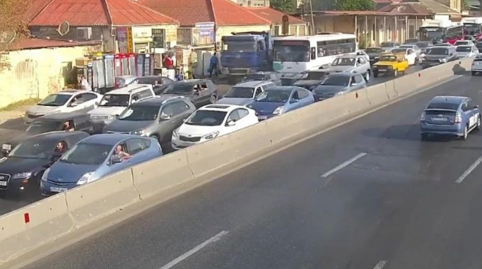 Bakının bu yollarında tıxac yarandı