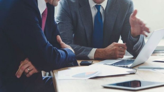 İşçinin hüququnu pozan şirkət rəhbərinə 20 min manat cərimə kəsildi