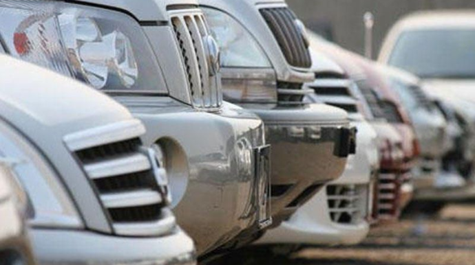 Bakıda 56 minə maşın nömrəsi satılır - FOTO