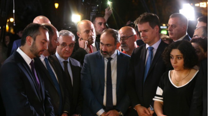 Ermənistanda Qarabağ məğlubiyyətinə görə 3 günlük matəm elan olunacaq