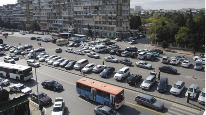 Bakı parkinq probleminin öhdəsindən necə gələcək? - Avtomobil sayı sürətlə artır 