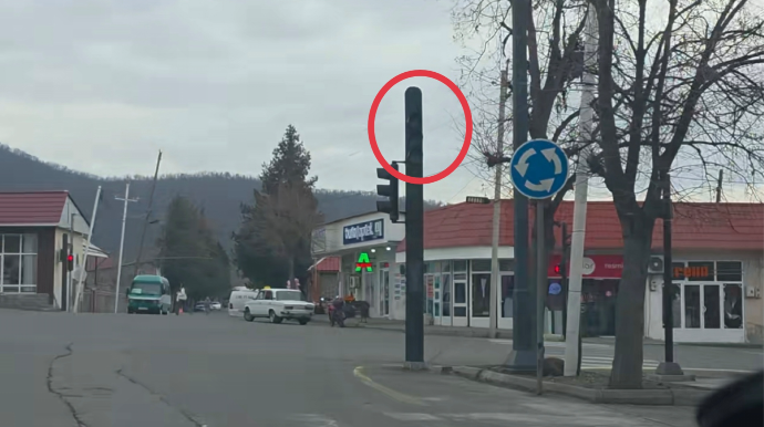 В Гахе женщине из-за неисправного светофора выписан штраф - ЖАЛОБА - ВИДЕО 