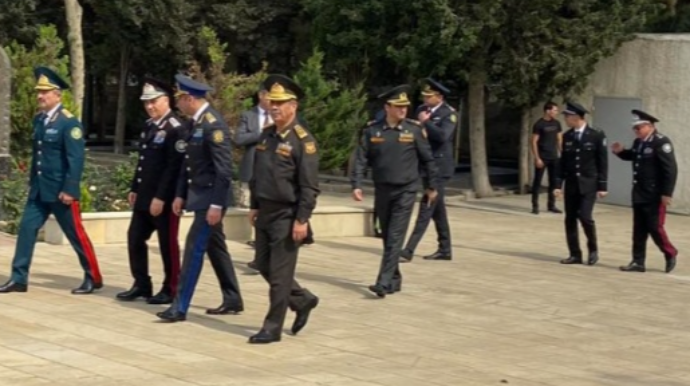 Generallar Milli Qəhrəmanın dəfnində   - FOTO - VİDEO