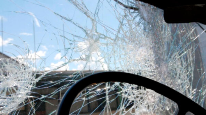 Bakıda iki avtomobil toqquşdu: Qardaşlar ağır xəsarət aldı 