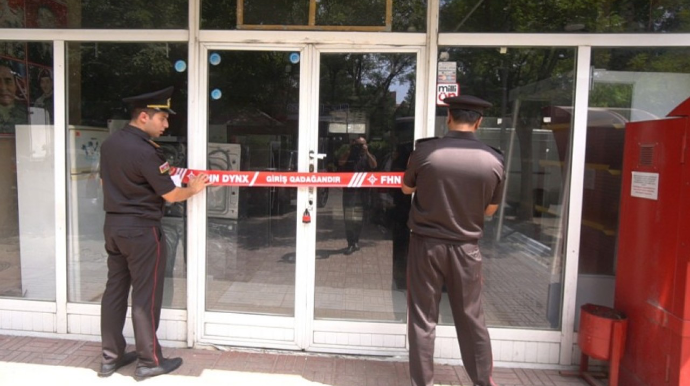 Yanğın təhlükəli mağazanın fəaliyyəti dayandırıldı - VİDEO